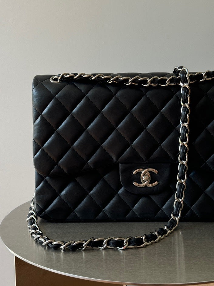 Chanel Double Flap Bag Jumbo