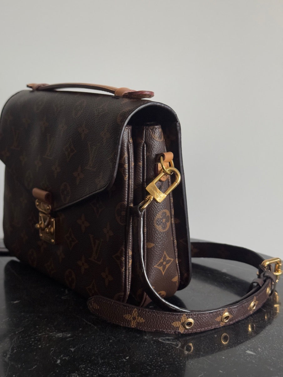 Louis Vuitton Metis